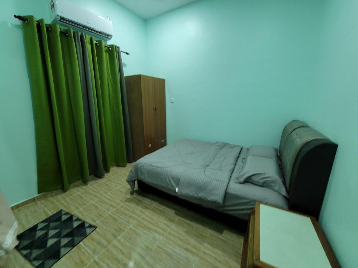 Nipah Homestay Kuala Besut Kampung Kuala Besut Exterior foto