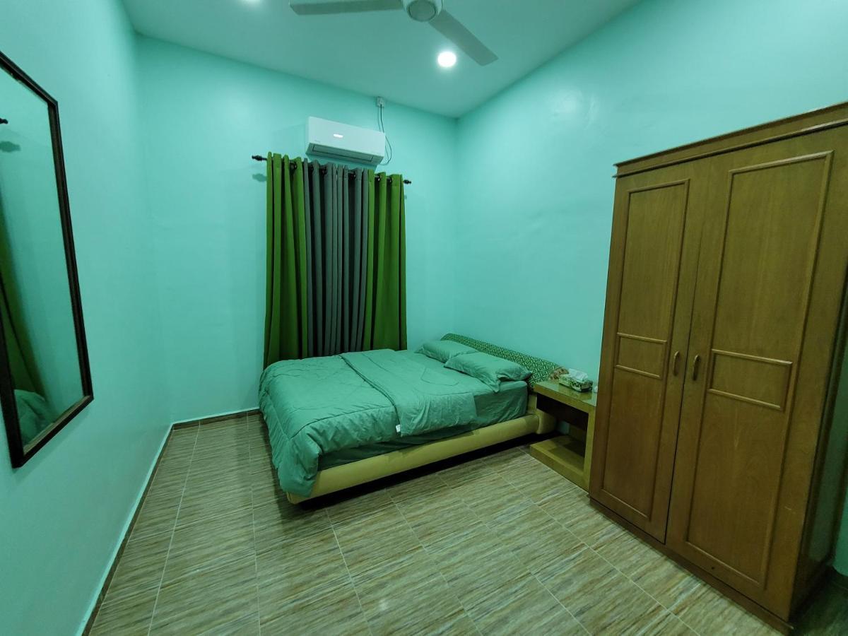 Nipah Homestay Kuala Besut Kampung Kuala Besut Exterior foto