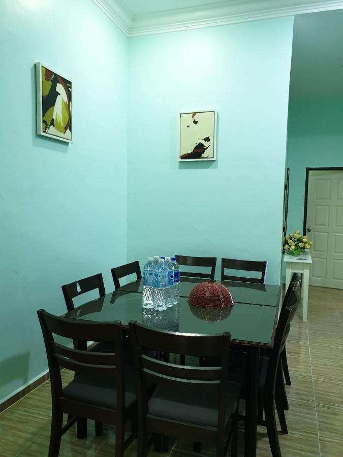Nipah Homestay Kuala Besut Kampung Kuala Besut Exterior foto